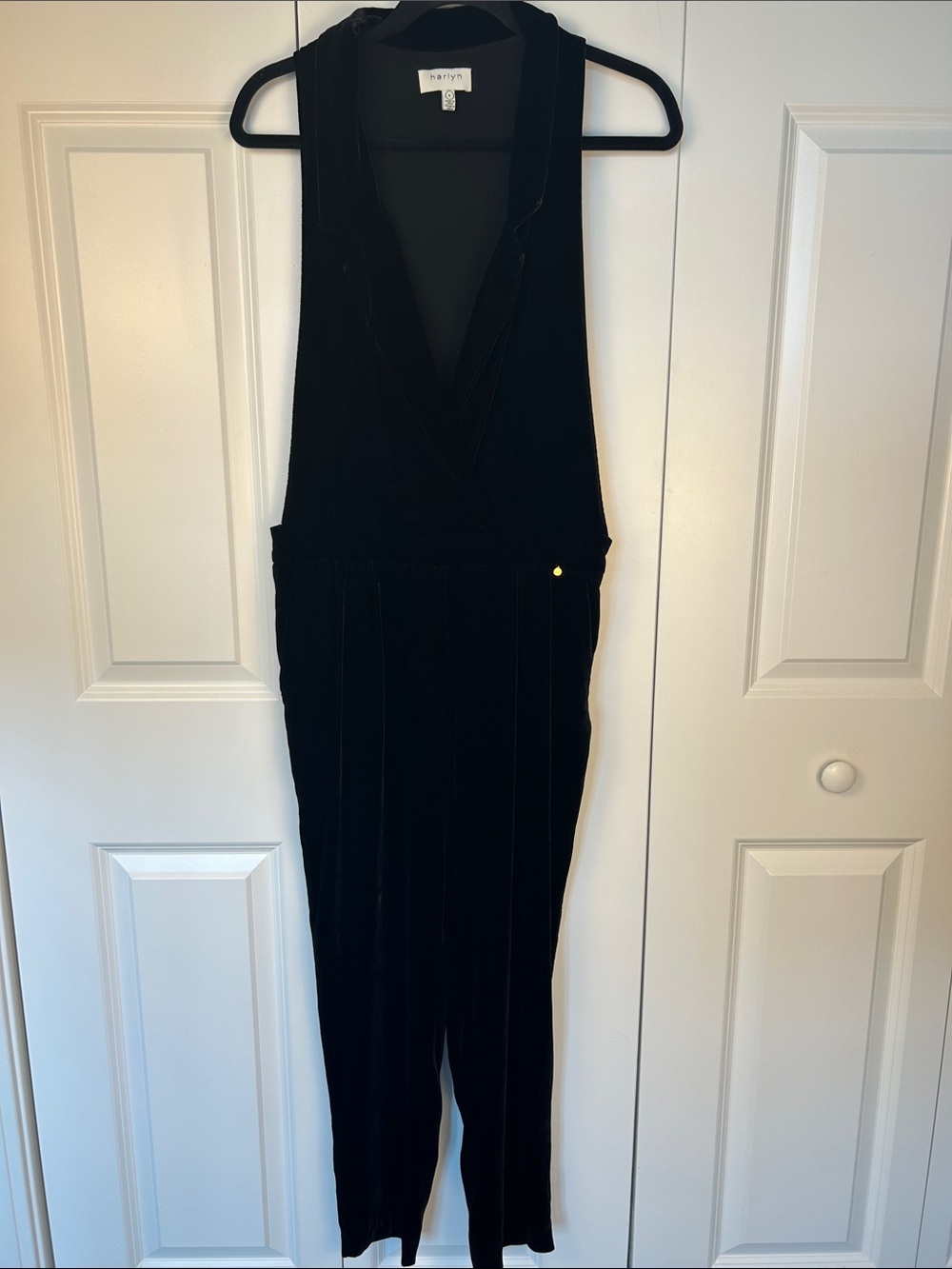 Harlyn Ankle Velvet Tuxedo Jumpsuit Size Small Black - Picture 2 of 5